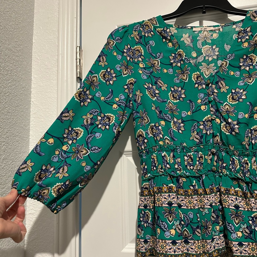 Green Floral Blouse XS - Picture 3 of 3